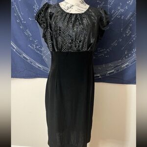 Karin Stevens Black Velvet Burnout Cocktail Dress — Size 10